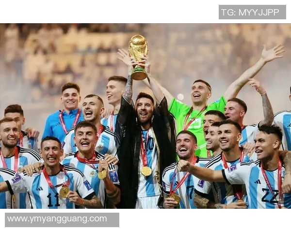 梅西加盟新俱乐部引发全球关注 展望未来赛季的表现与挑战